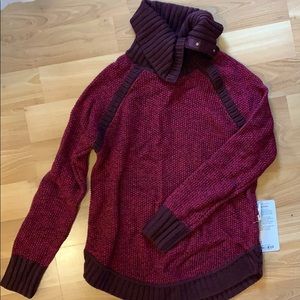 Lululemon passage to prana sweater